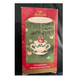 Hallmark Keepsake Ornament - Grandmother